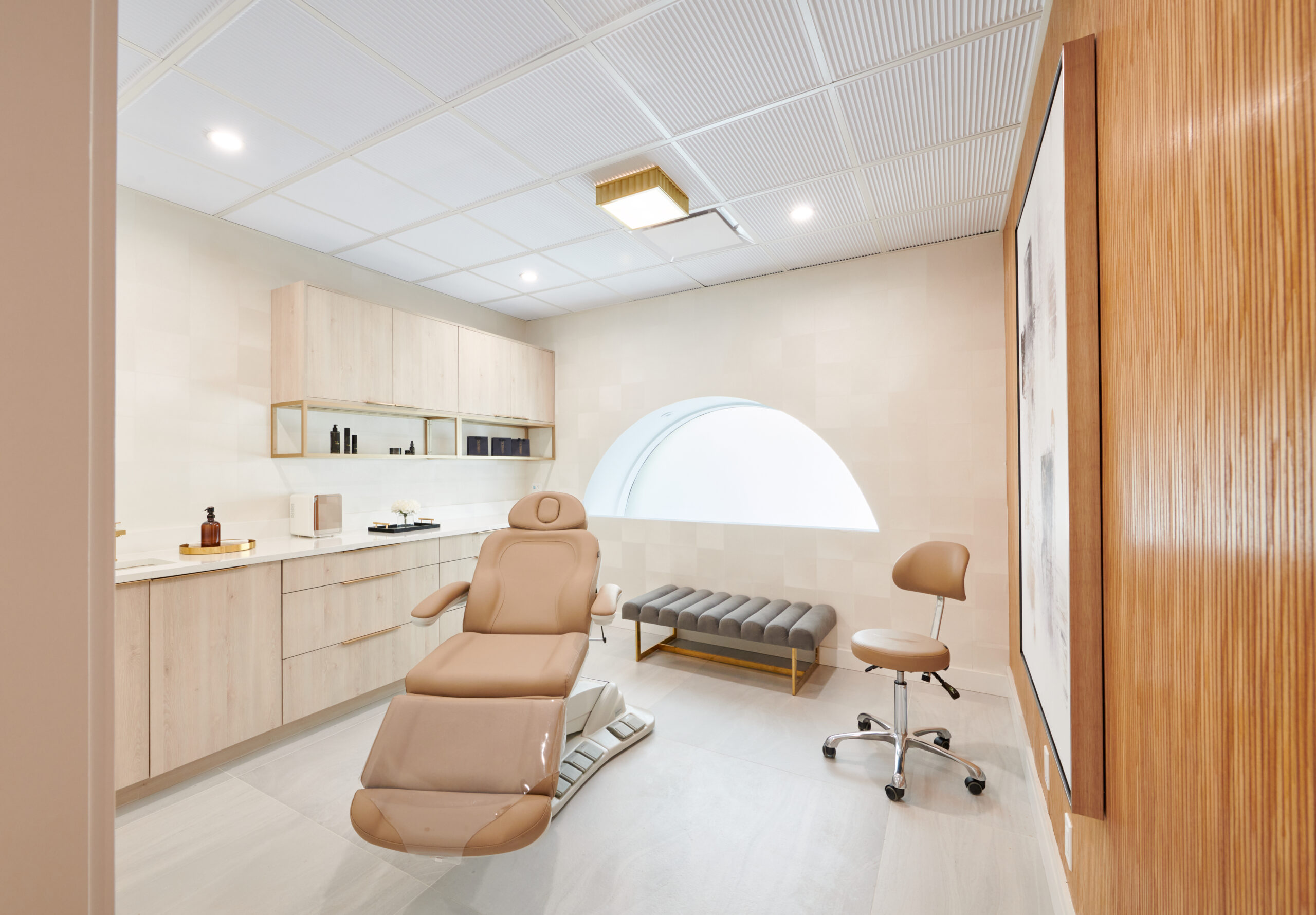 _INTERIOR_10552
